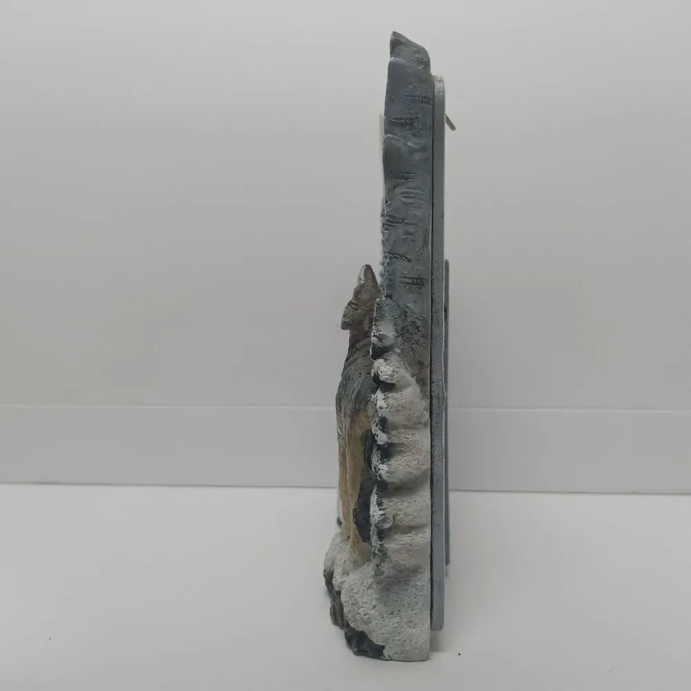 Winter Wolf Nature 3D Free Standing or Wall Hanging Picture Frame